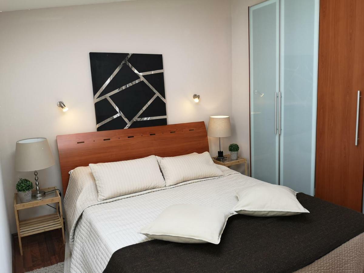 Arena Design With Free Private Parking And With A Terrace Appartement Pula